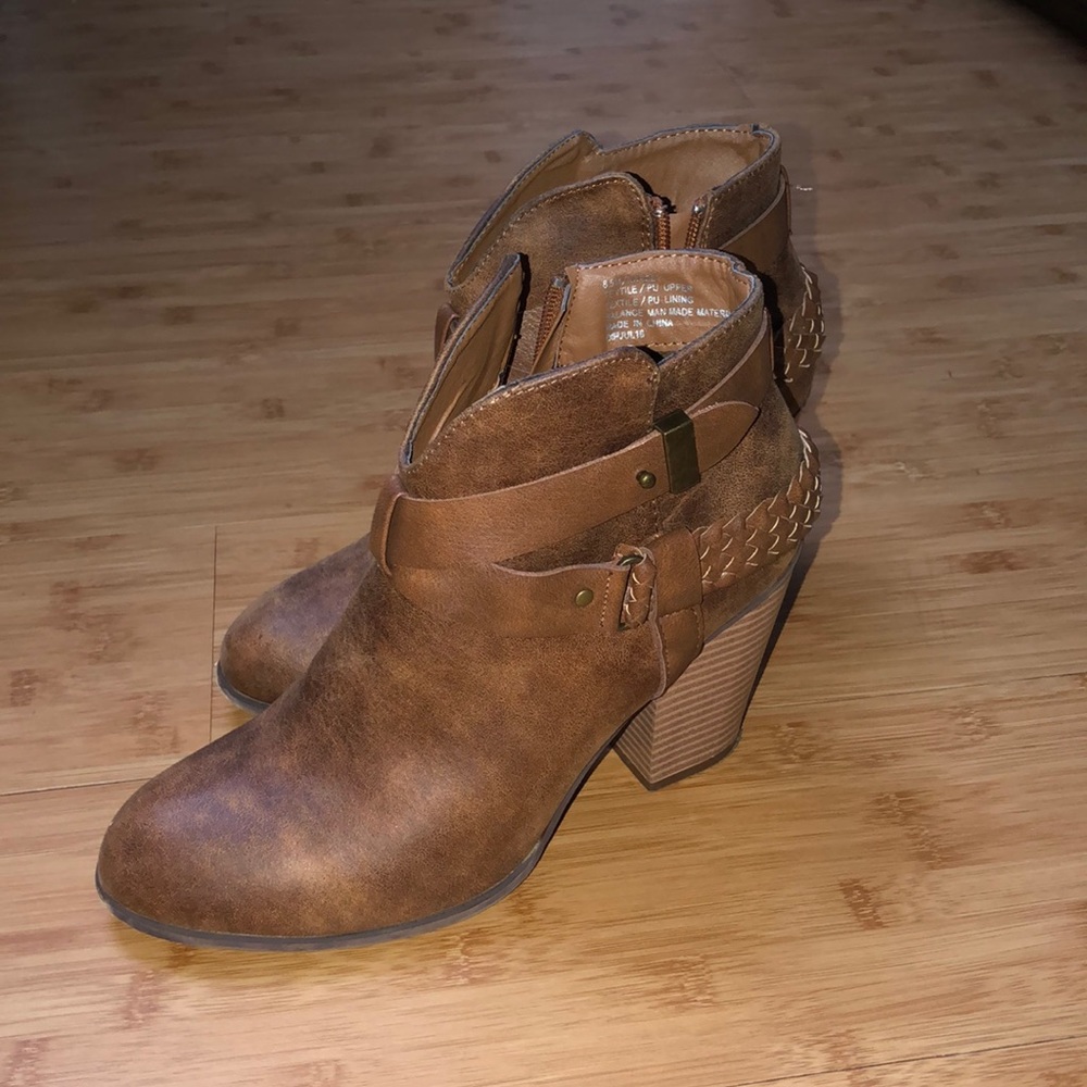 Western style bootie